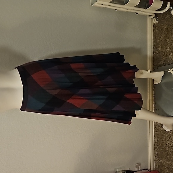 VTG PRESTIGE OF BOSTON Rainbow Check Accordian Pleated Land Girl Wool Skirt - Picture 6 of 8